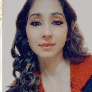 Meet your Posher, Vanessa